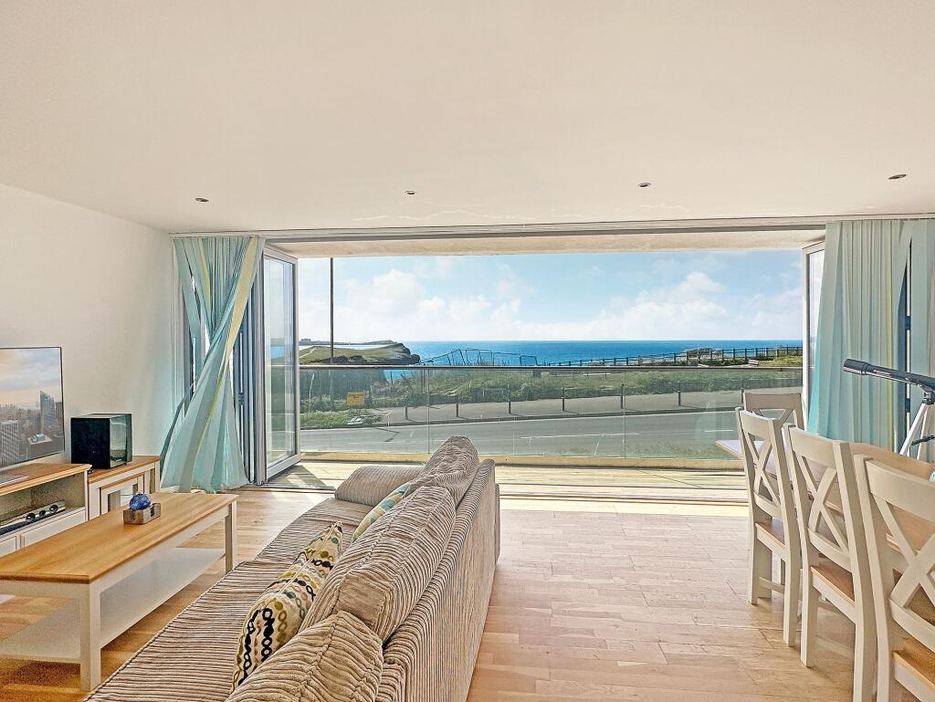 Apartment in Truro - View 4