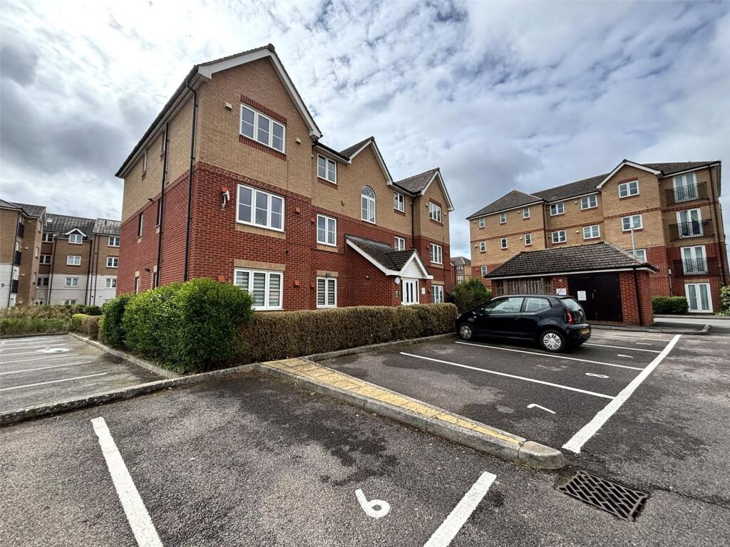 Main image of property: Twickenham Close, Swindon, SN3