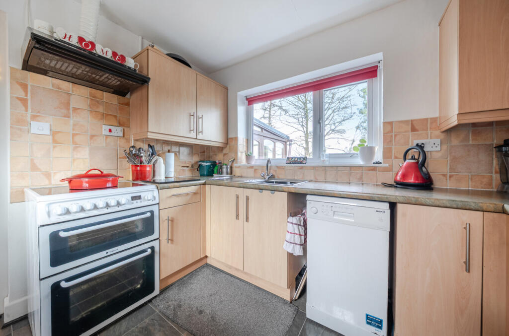 House in Powys, Abbey Cwmhir - View 3