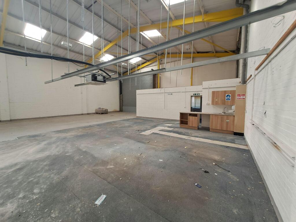 Unit 17 - Warehouse New (4).jpg