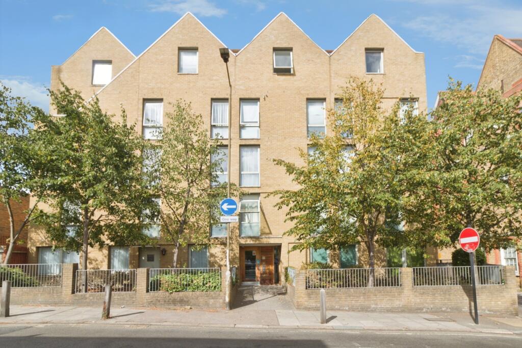 Main image of property: Bloomfield Road, London, SE18