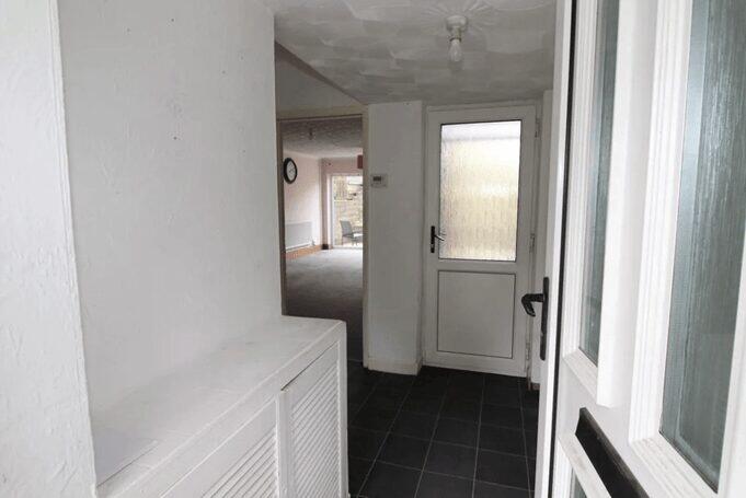 House in Newport, Penmaen - View 5