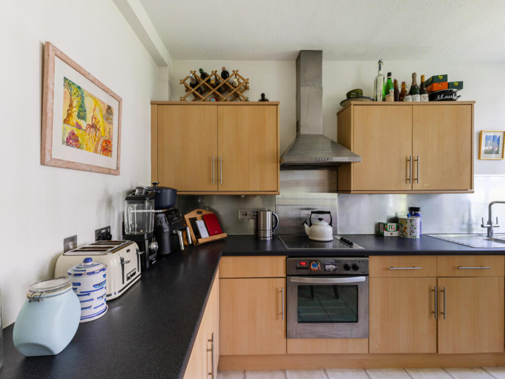 Apartment in London - More