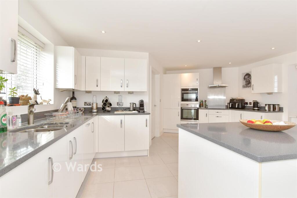 Oak Tree Close, Eastchurch, Sheerness, Kent, Kent