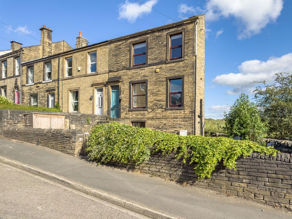 Main image of property: Clifton Common, Clifton, HD6 1QW