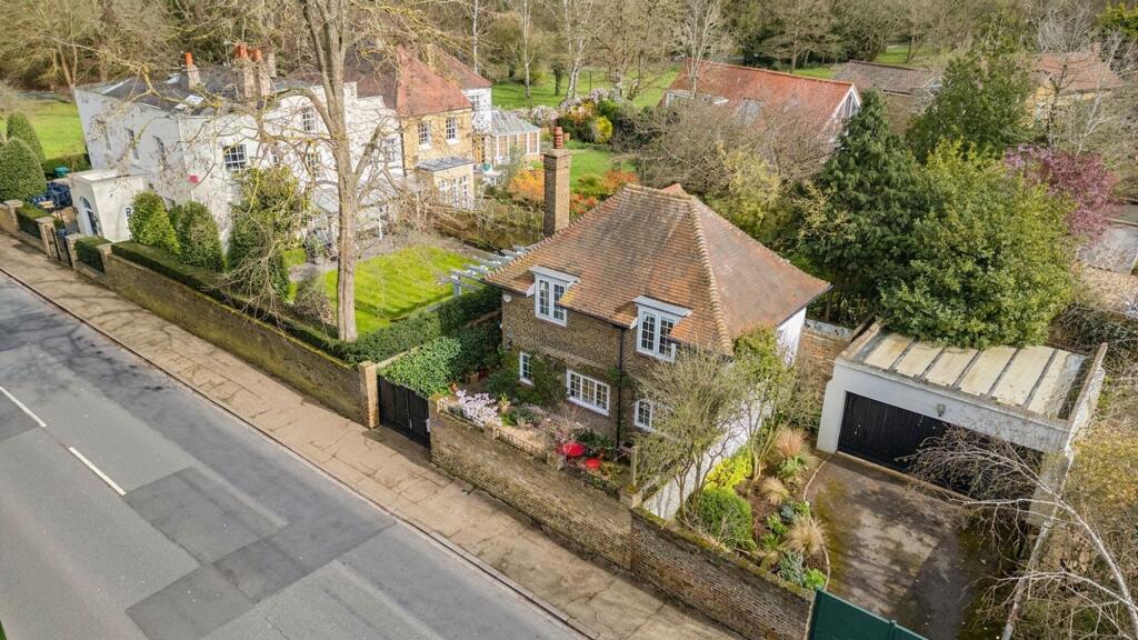 Main image of property: Upper Ham Road, Richmond, TW10