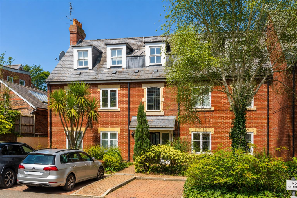 Main image of property: Charter Gate, Boltro Road, Haywards Heath