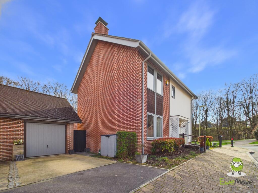 Mailing Way, Basingstoke, Hampshire, RG24 photo 5