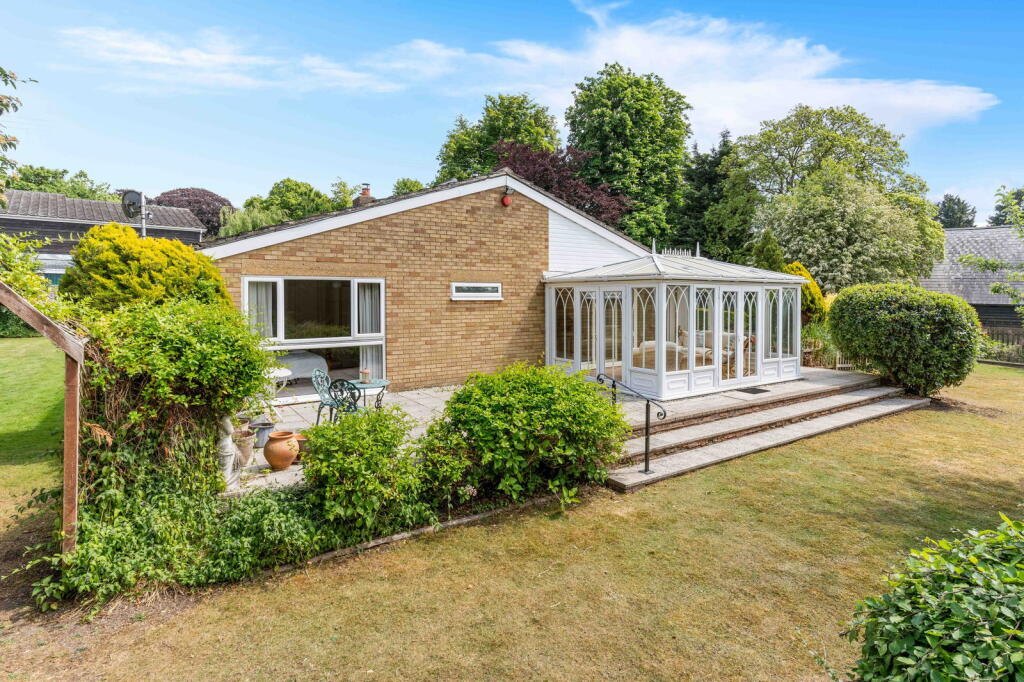 Habitat, Rectory Close, Buckland, SG9 photo 2