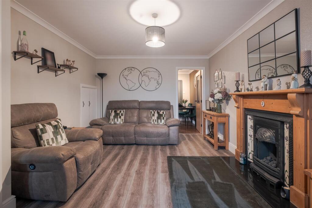 Maidenlands Crescent, Dalton-In-Furness photo 3