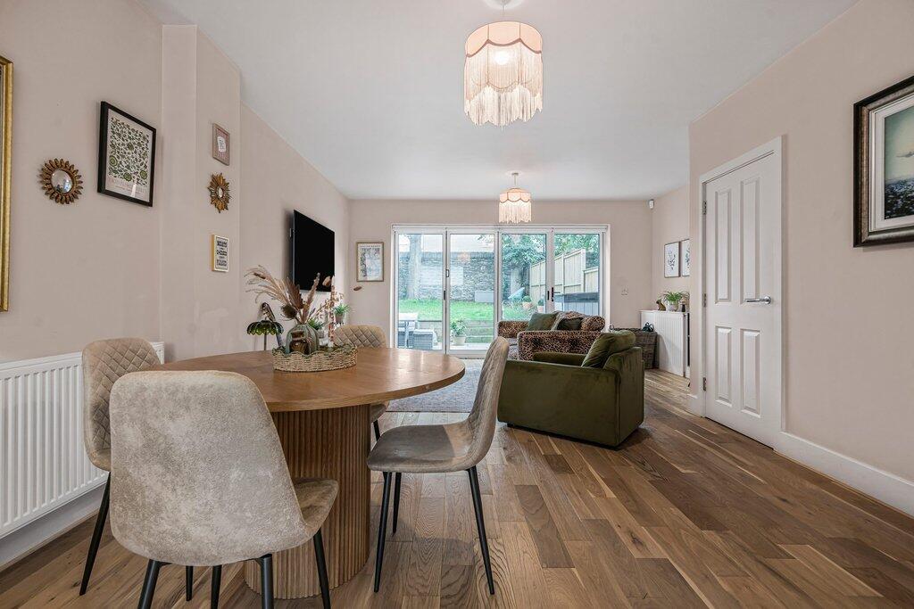 House in Macclesfield, Cheshire East - View 4