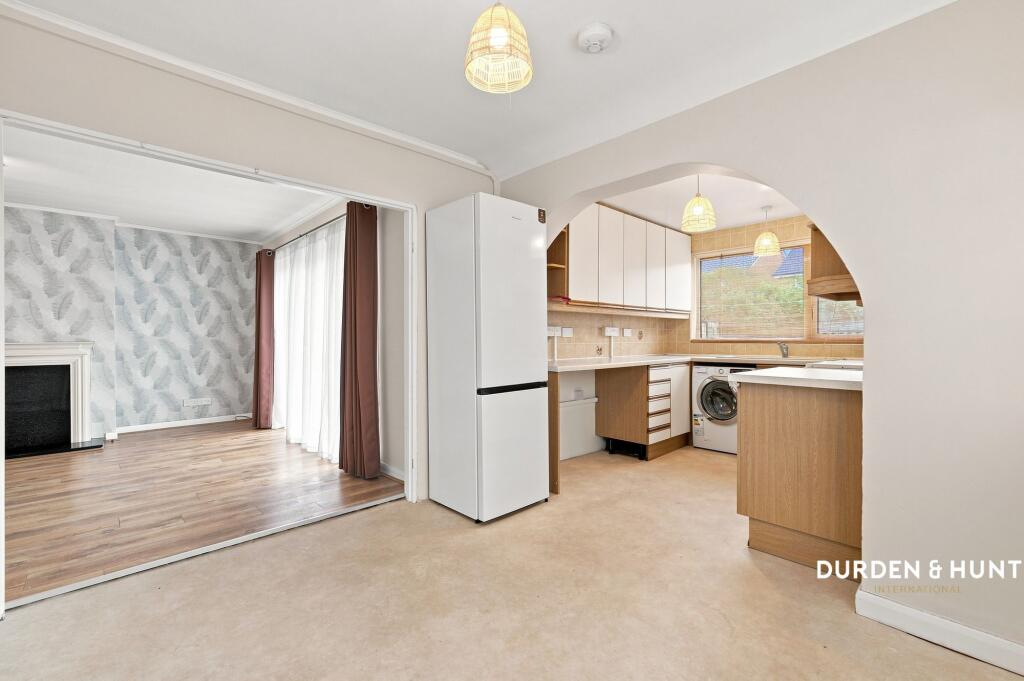House in Romford - View 5