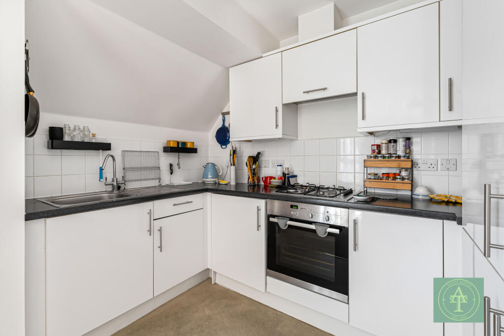 Apartment in London - More