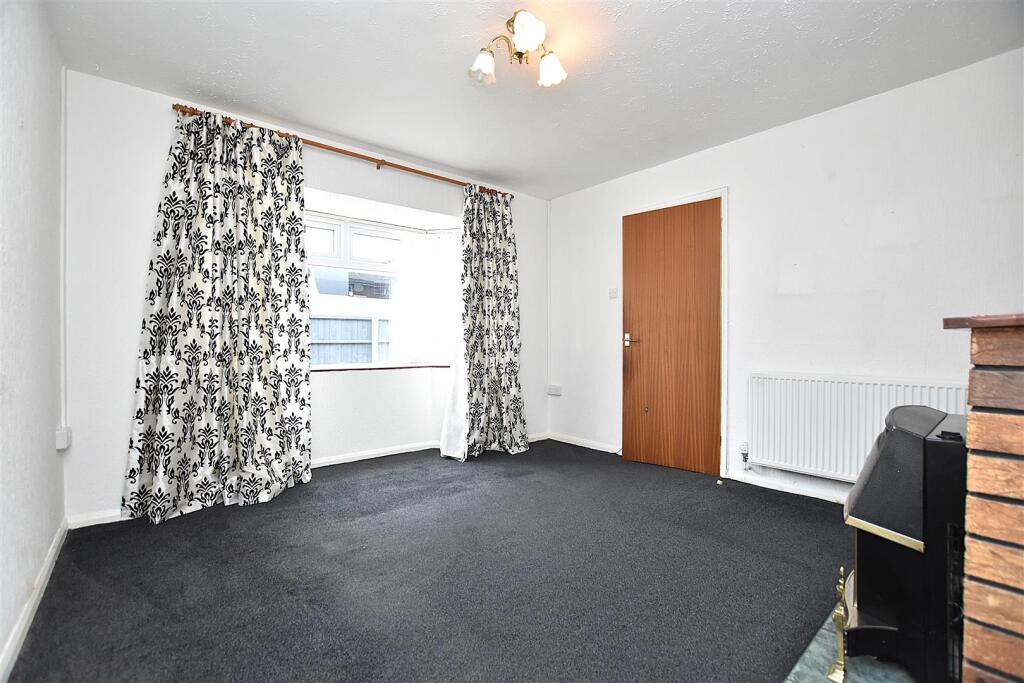 House in Llandudno - View 3