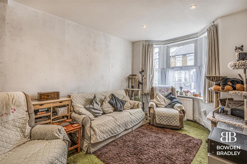Farmer Road, London, E10 photo 3