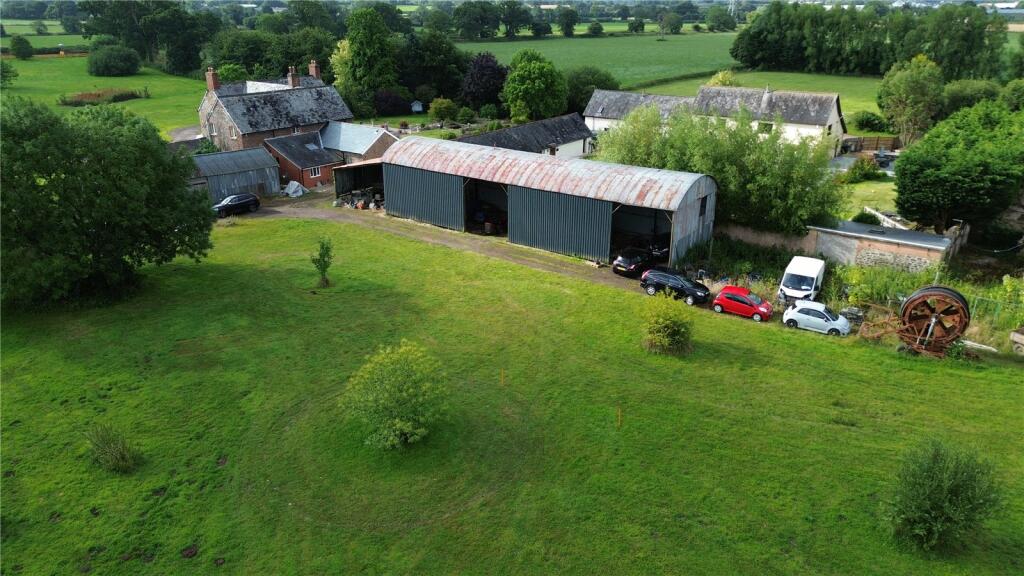 Barns At Hayne Barton Farm House, Devon, EX15 photo 4
