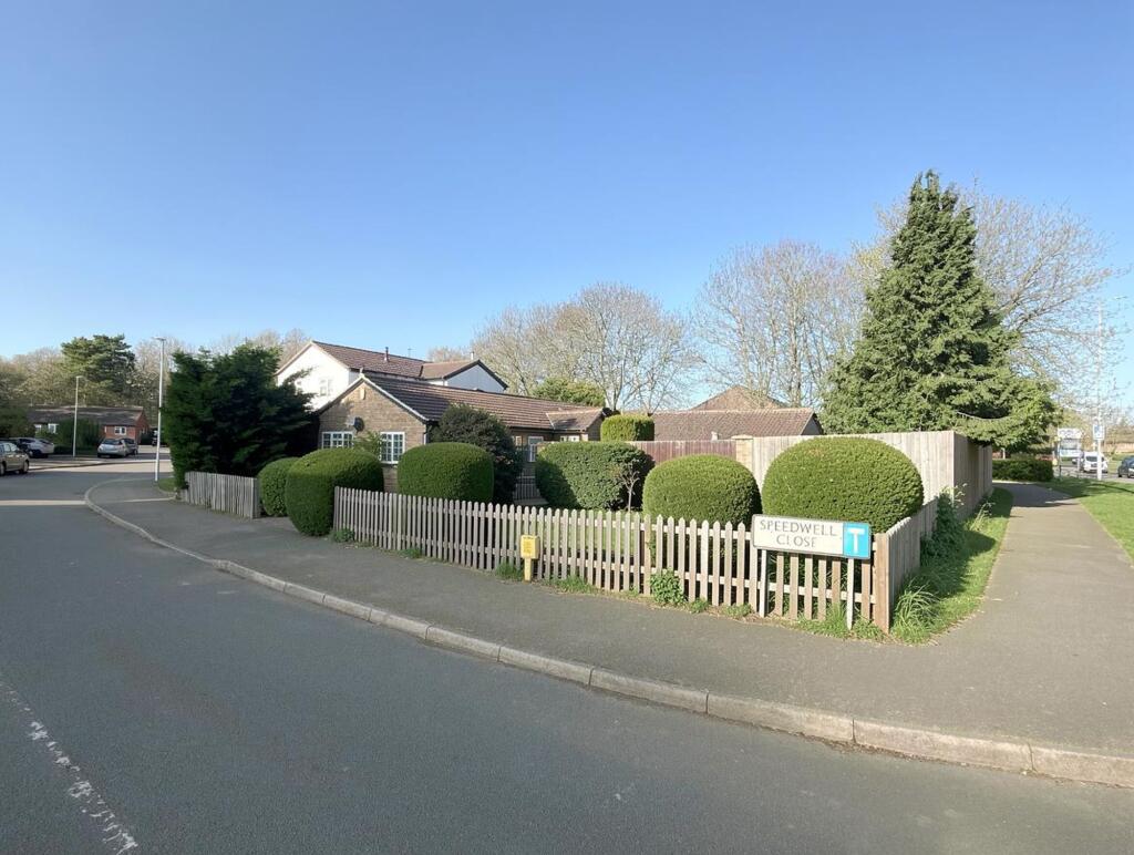 Speedwell Close, Luton, LU3 photo 3