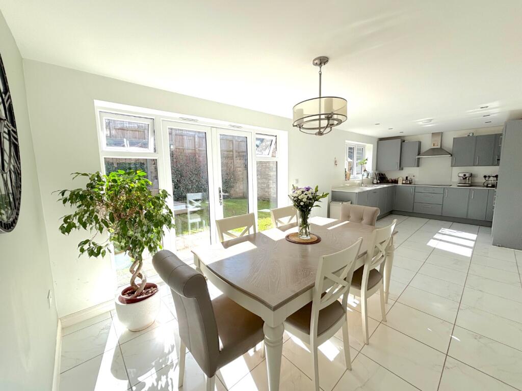 Caxton Close, Paulton, Bristol, Somerset, BS39 7AW photo 2