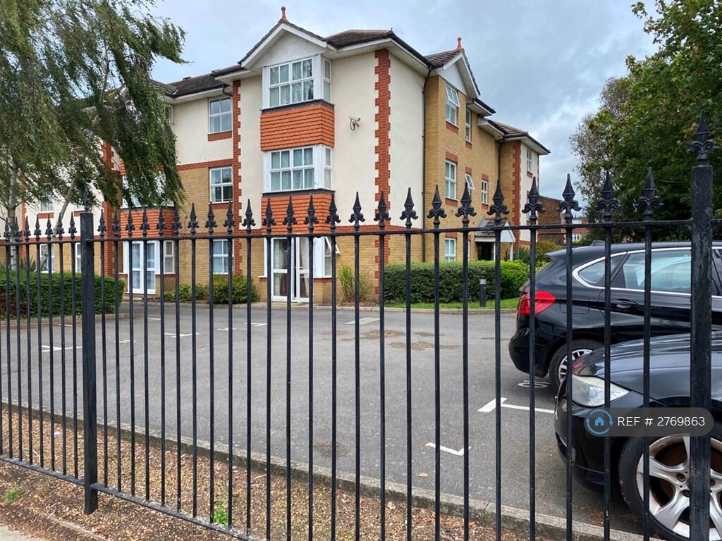 Main image of property: London Road, Isleworth, TW7