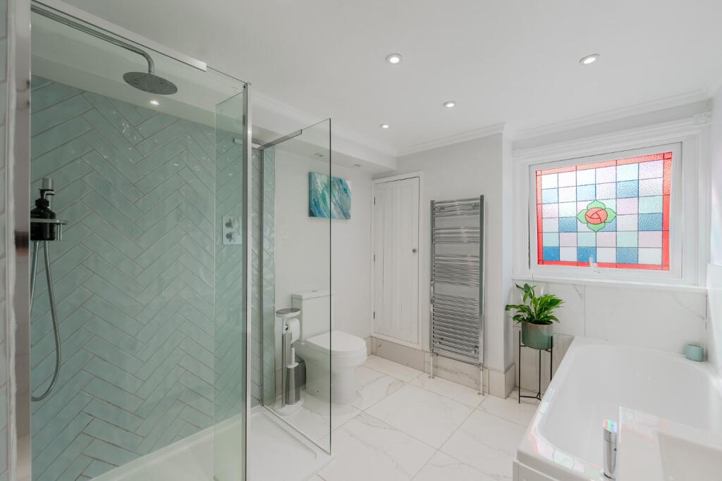 House in St Neots - View 4