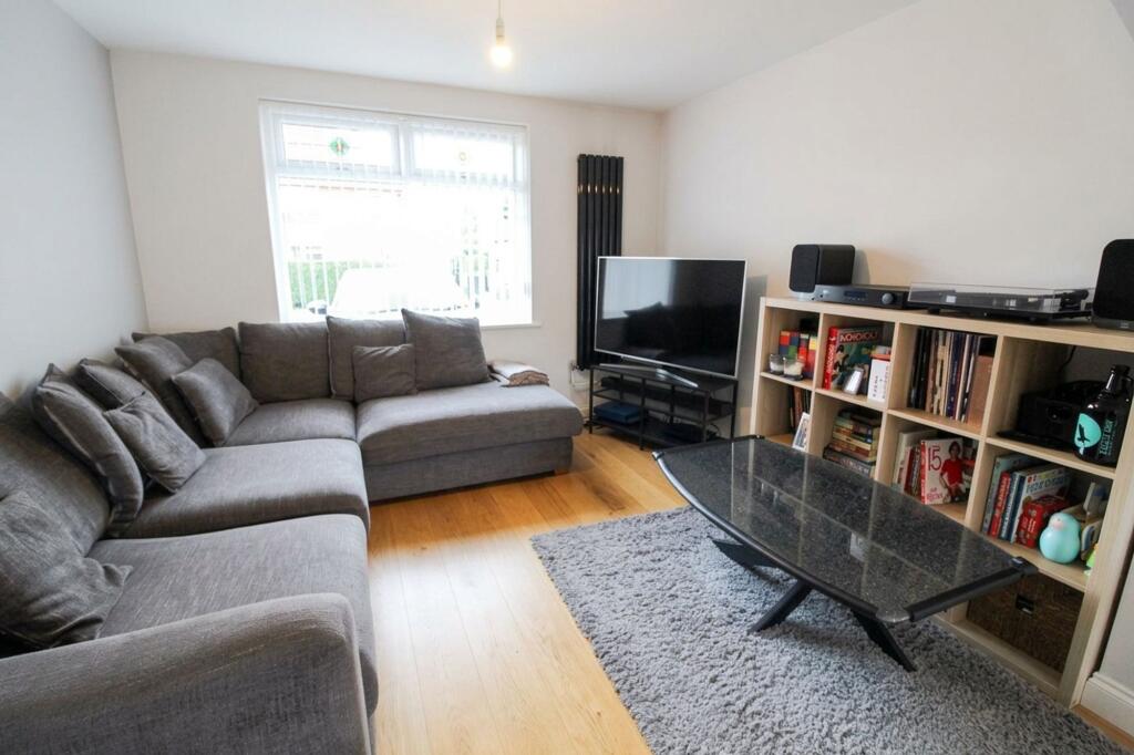 House in Bristol, Knowle Park, Knowle - View 4