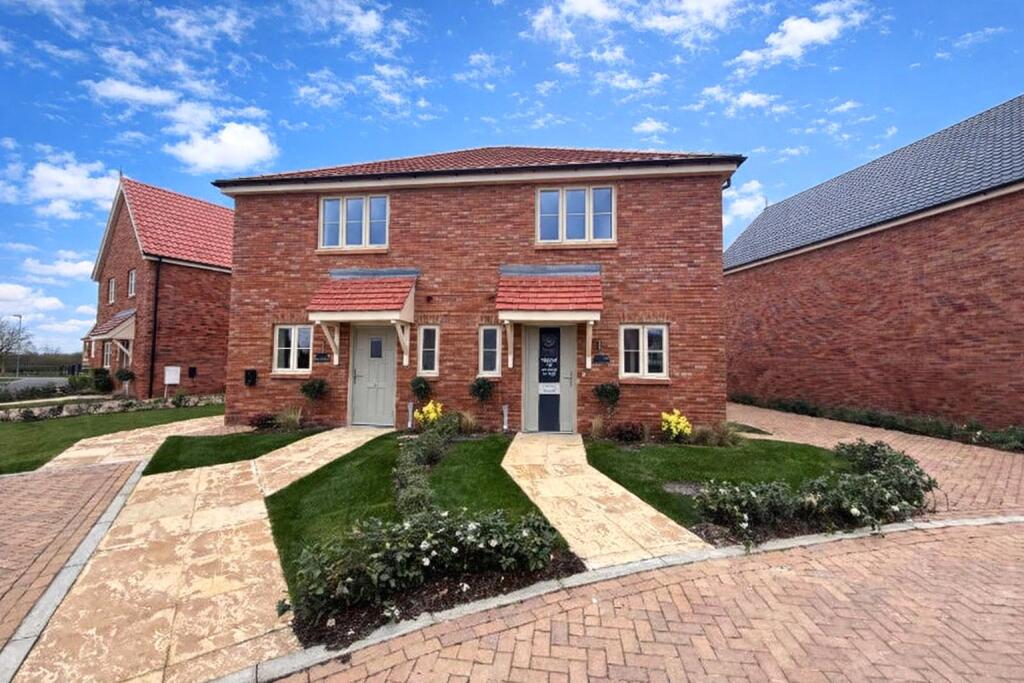 Main image of property: Felsted Gate, Station Road, Felsted, Dunmow, CM6