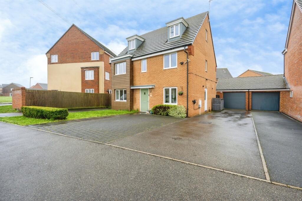 Main image of property: Whinchat Gardens, Leighton Buzzard