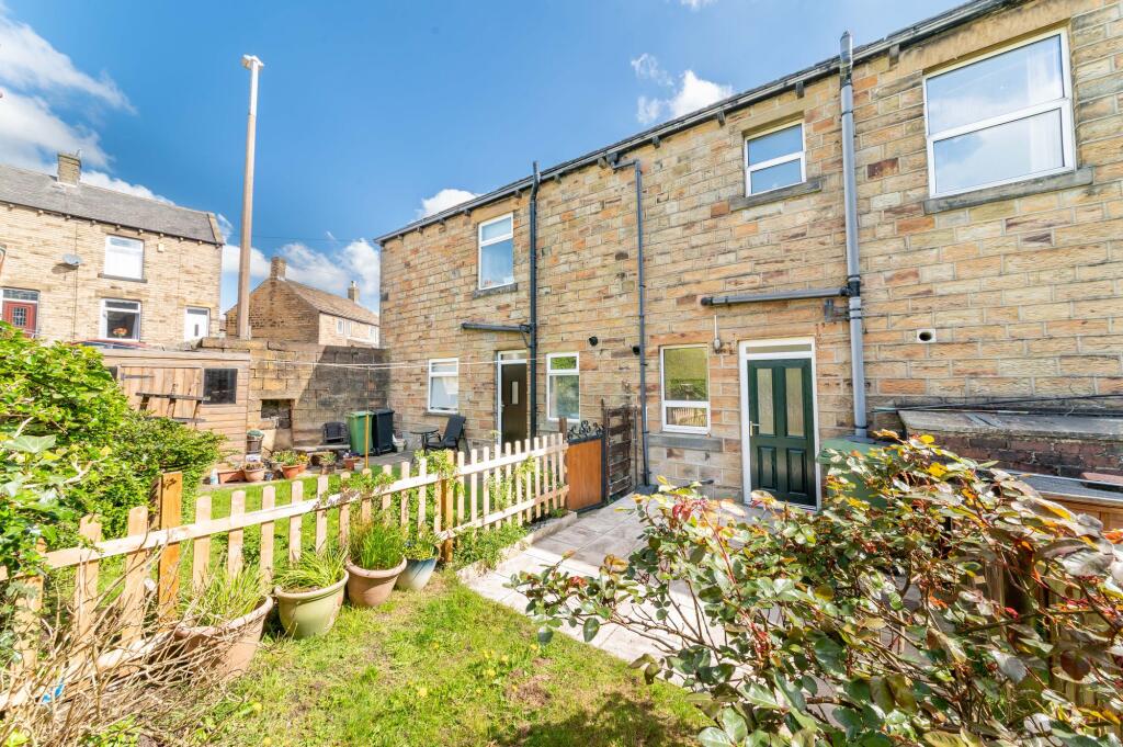 Main image of property: Cumberworth Road, Skelmanthorpe, HD8
