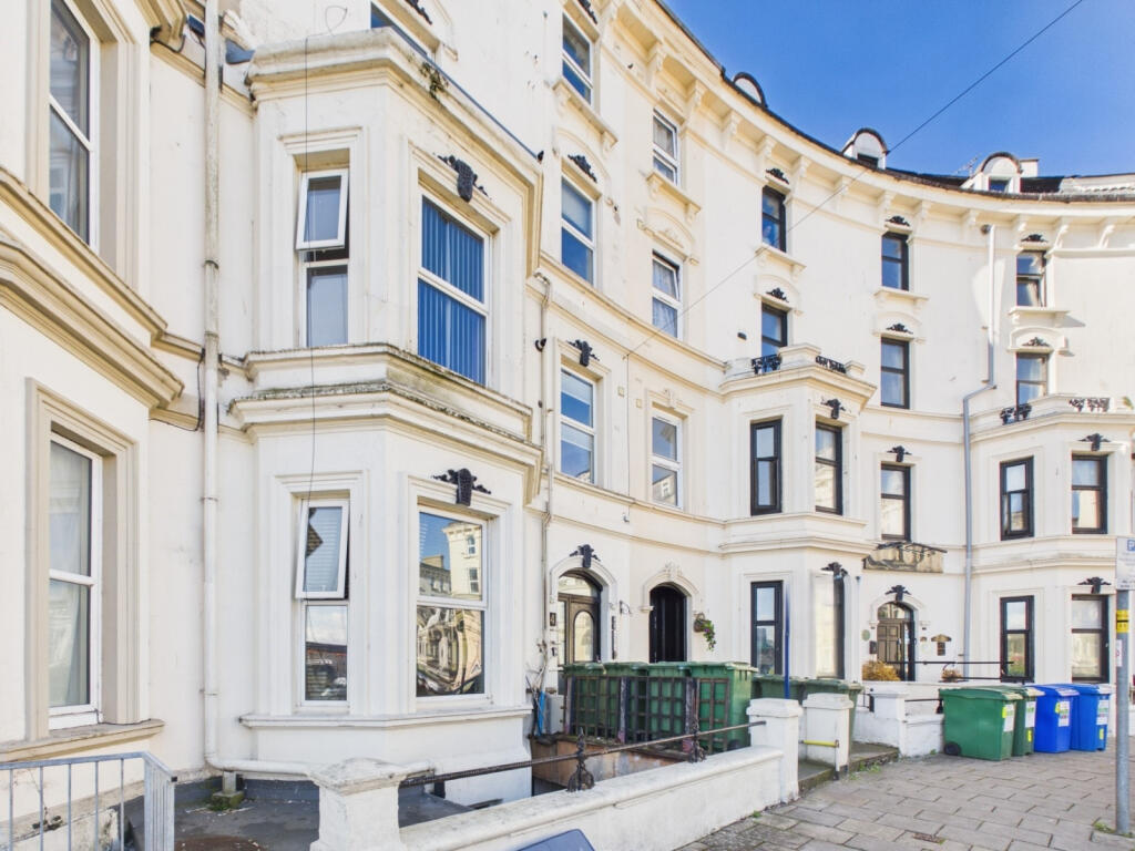 Main image of property: The Crescent, Bridlington, YO15 2NX