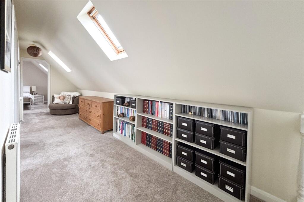 Additional image 23 of Leigh Close, Westbury