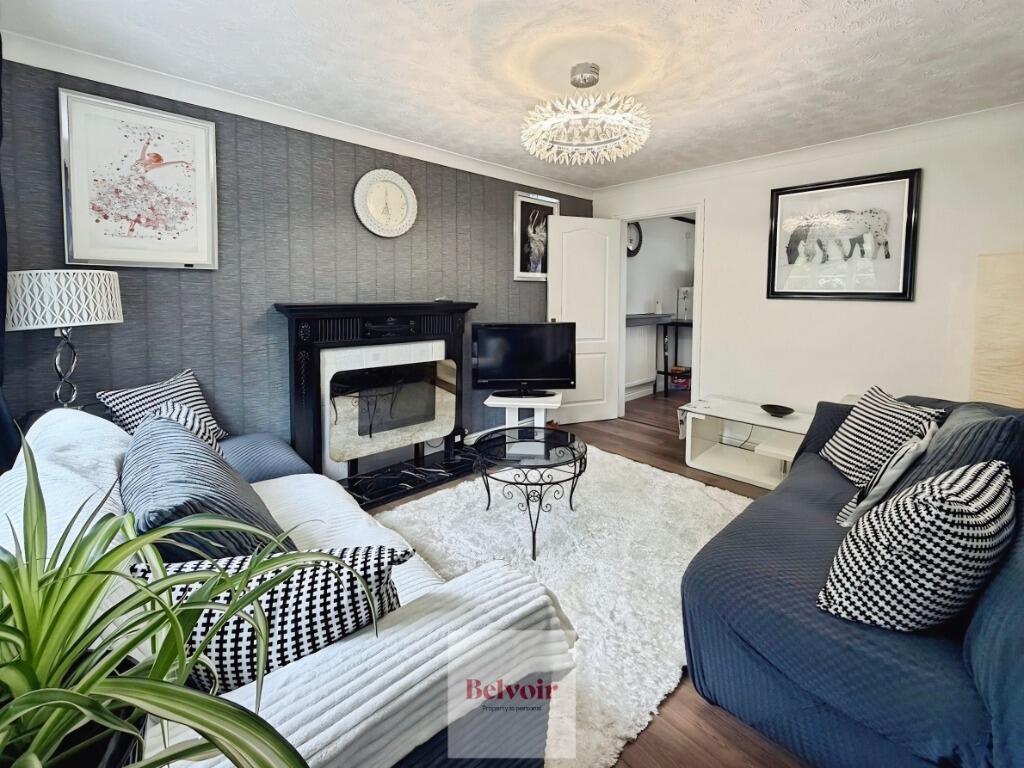 House in Worcester - View 2