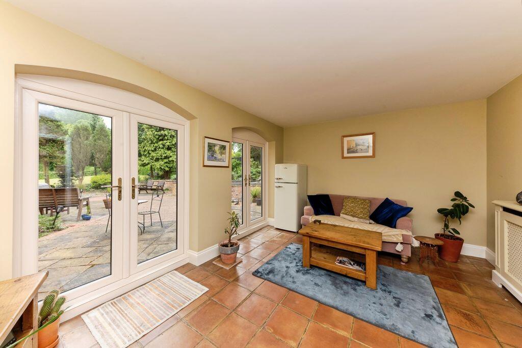 House in East Lindsey, Legbourne - More
