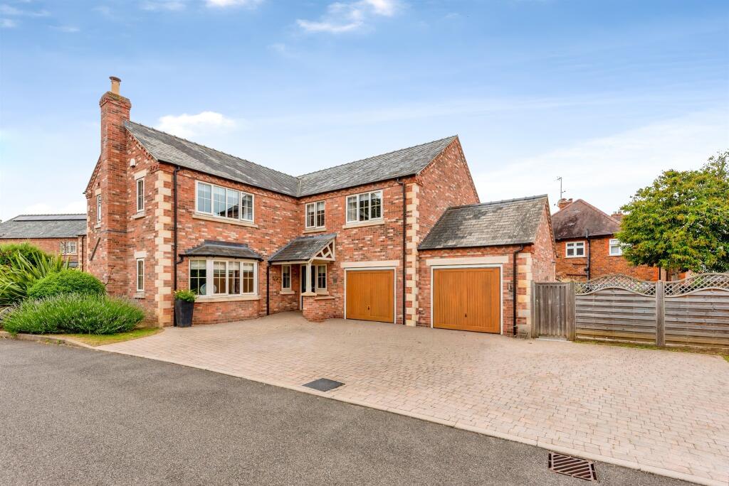 House in South Kesteven, Grantham