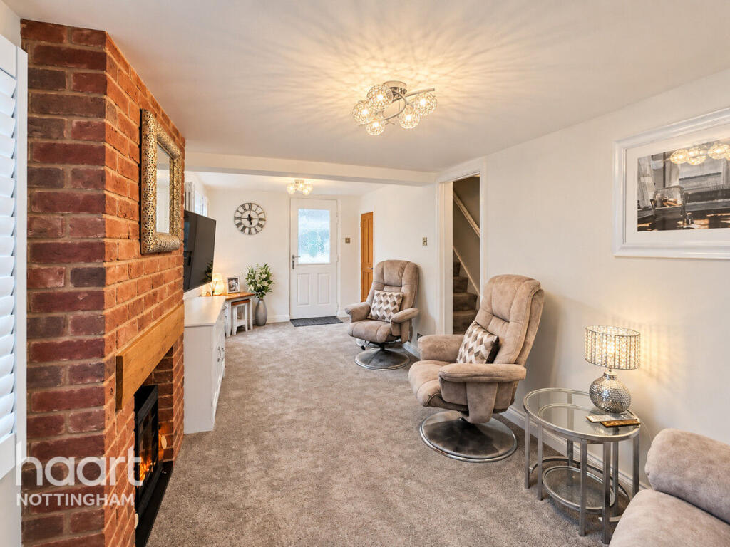 House in Nottingham, Clifton - View 4