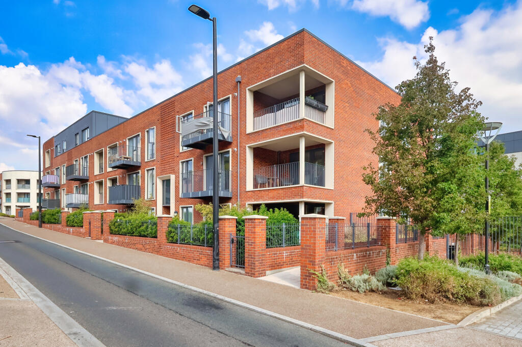 Main image of property: Suffield Road, High Wycombe, Buckinghamshire, HP11