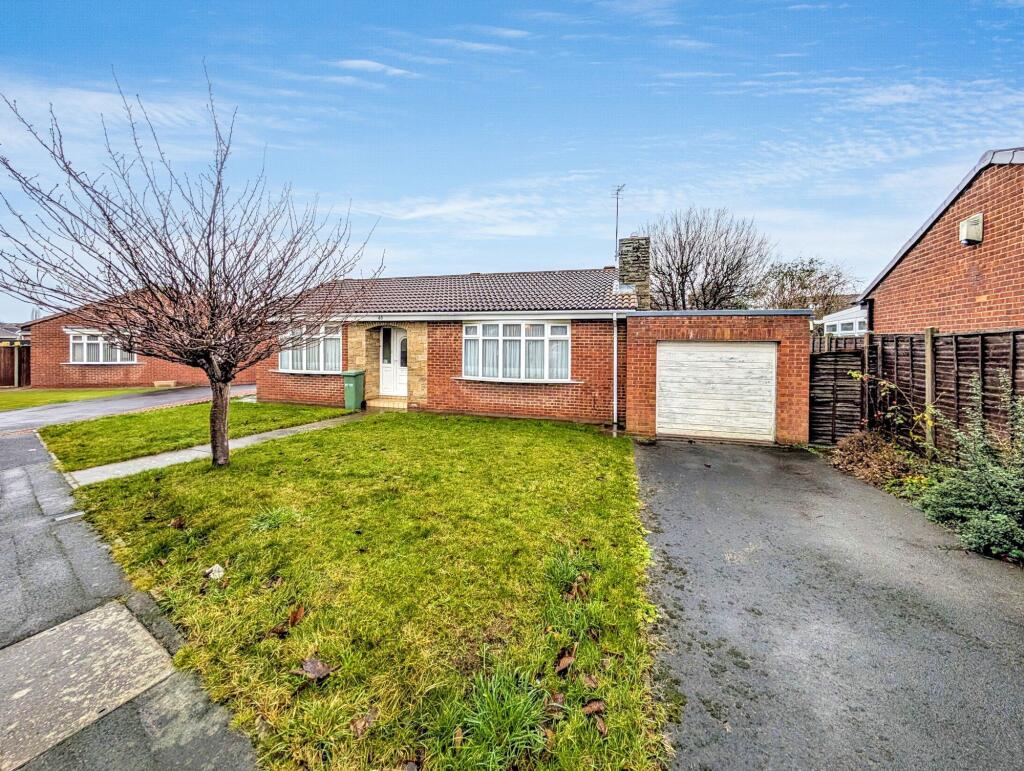 Main image of property: Mapleton Drive, Norton, Stockton-on-Tees , Durham, TS20 1RP