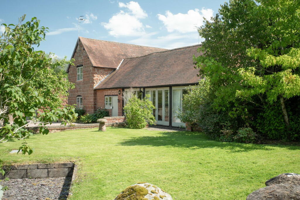 4-bed house on Lulsley, Nr. Knightwick, Teme Valley, Worcestershire, £850,000