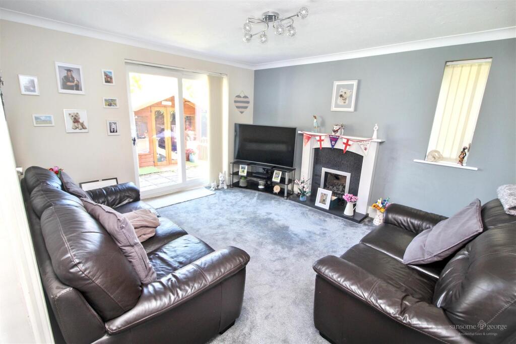 House in Purley on Thames, West Berkshire - View 3