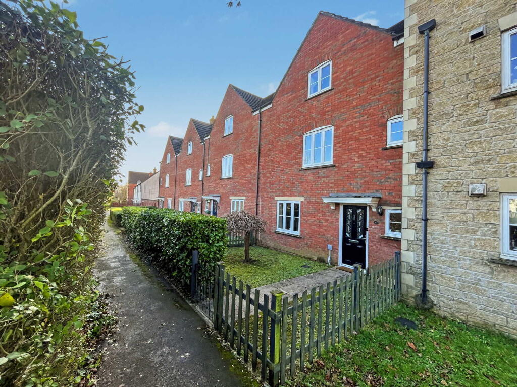 Main image of property: Hawks Rise, Yeovil, Somerset - Four Double Bedrooms