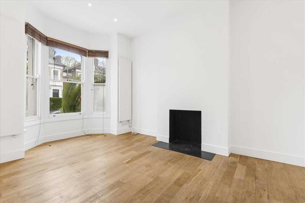 Percy Road, Shepherds Bush - View 2