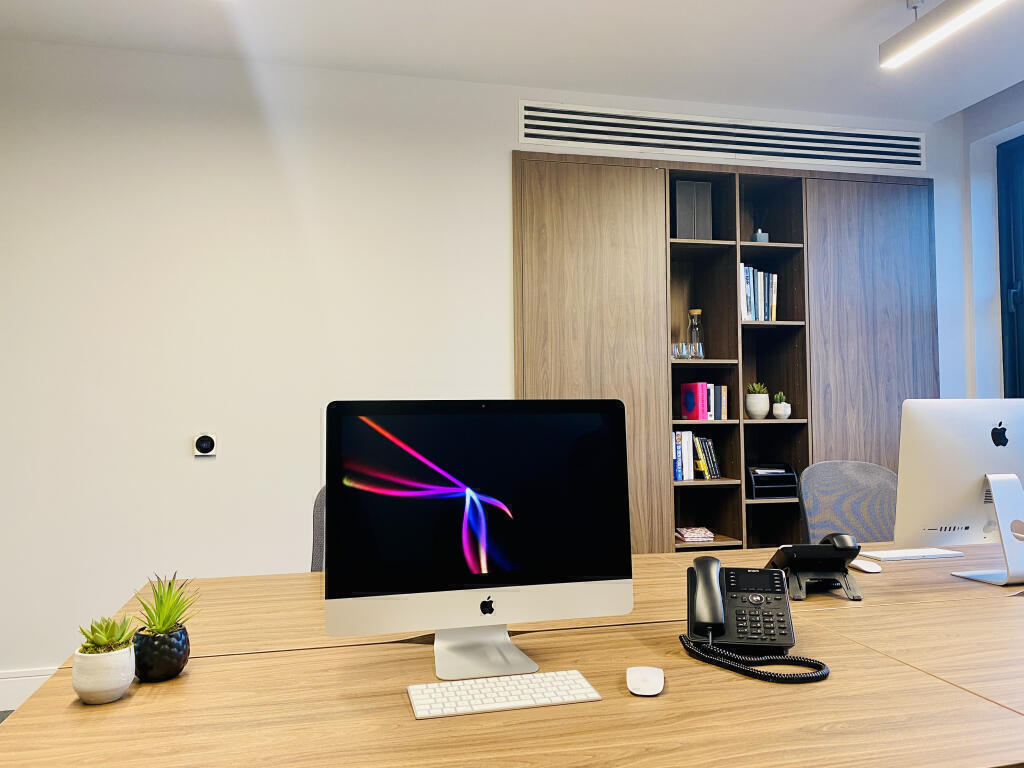 River Premium Office