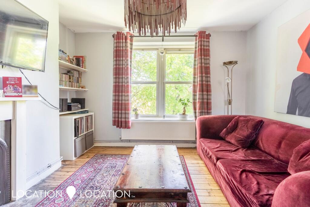 Apartment in London - More