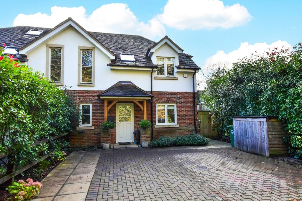 Main image of property: South Road, Amersham, Buckinghamshire, HP6