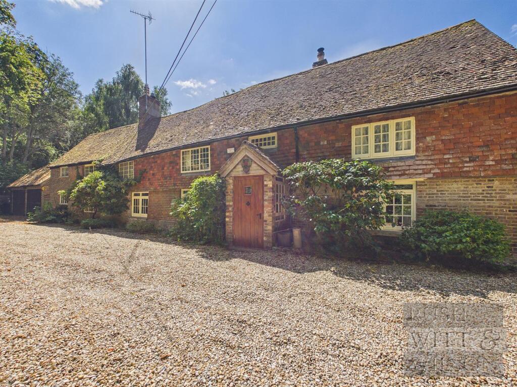 Main image of property: Marley Lane, Battle