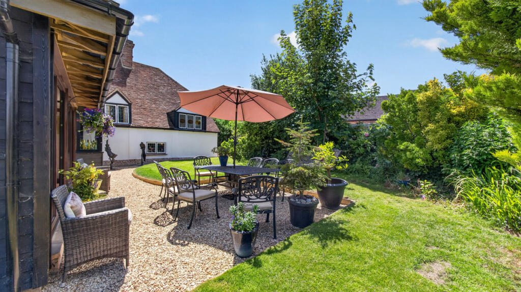 House in Vale of White Horse, Upton - View 4