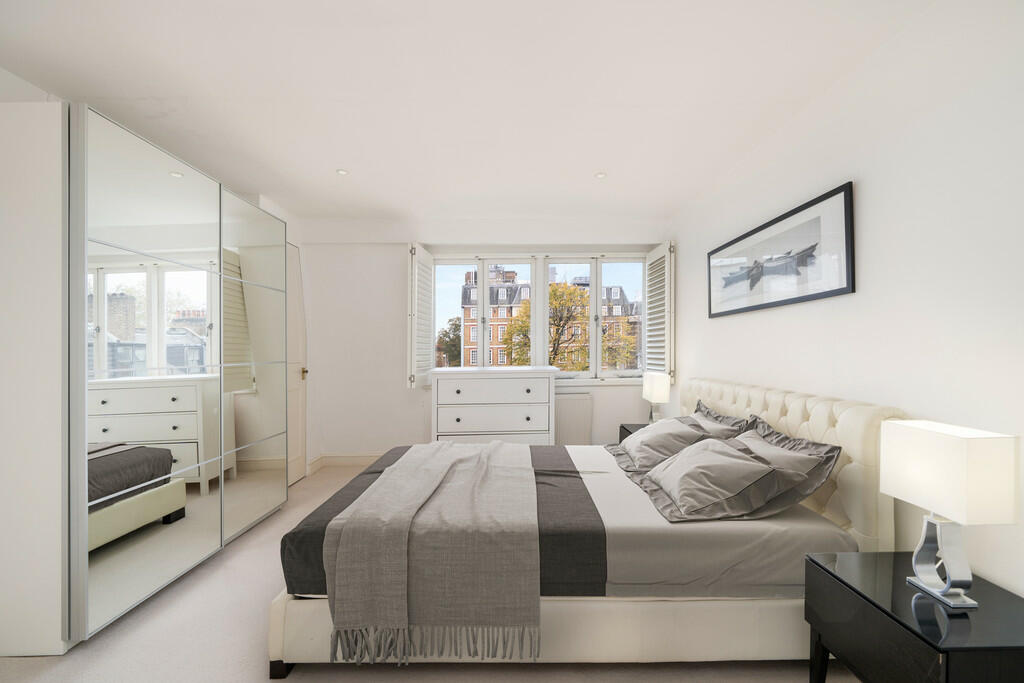 Apartment in London - View 3