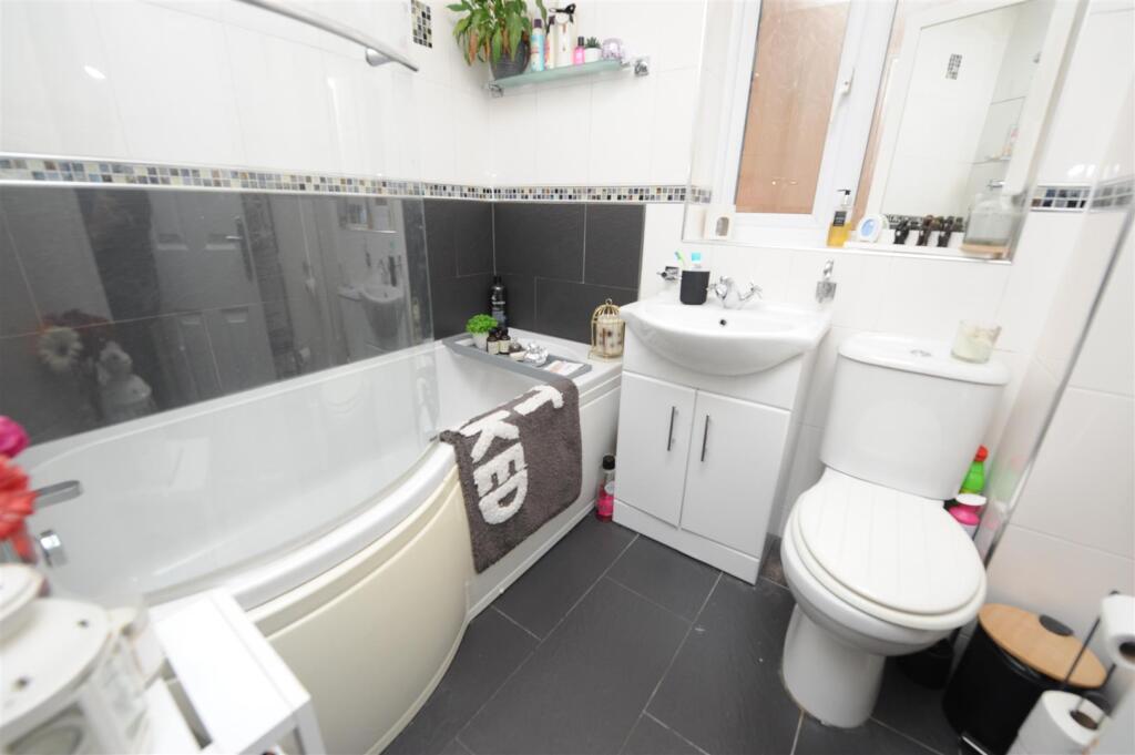 Additional image 12 of Forestdale Way, Wrose, Shipley