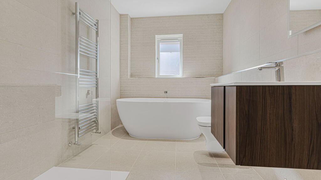 Additional image 26 of New Road, B47