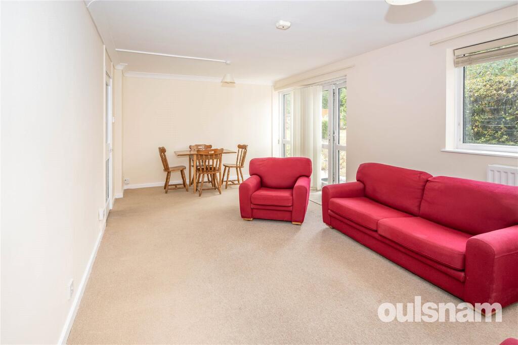 Apartment in Birmingham, Selly Park - View 4
