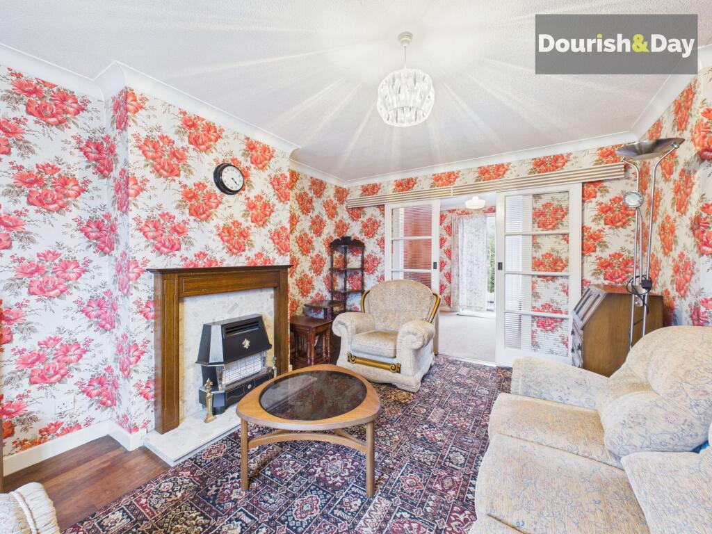 House in Stoke-on-Trent - More